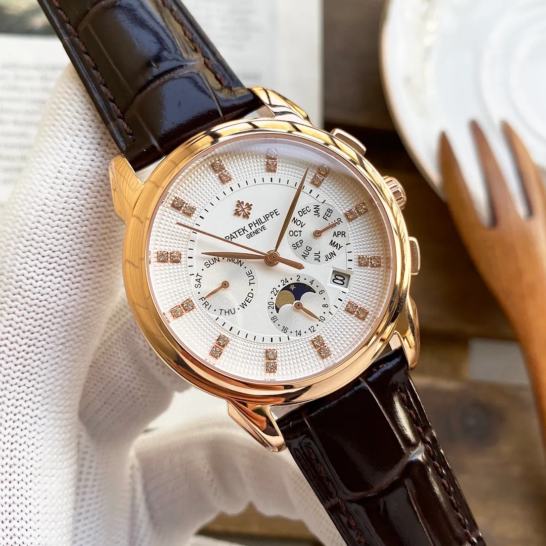 【Top replica】💰5700! Patek Philippe is equipped with the top Swiss 9100 multi-function movement (zero repair) function (24 hours, day of the week, stars, month) imported 316 fine steel! Paired with Italian imported calfskin! Original folding buckle! Size 41mm. Wear-resistant and scratch-resistant sapphire glass! Super waterproof to 50 meters! Simple but not simple! Patek Philippe, you deserve it!